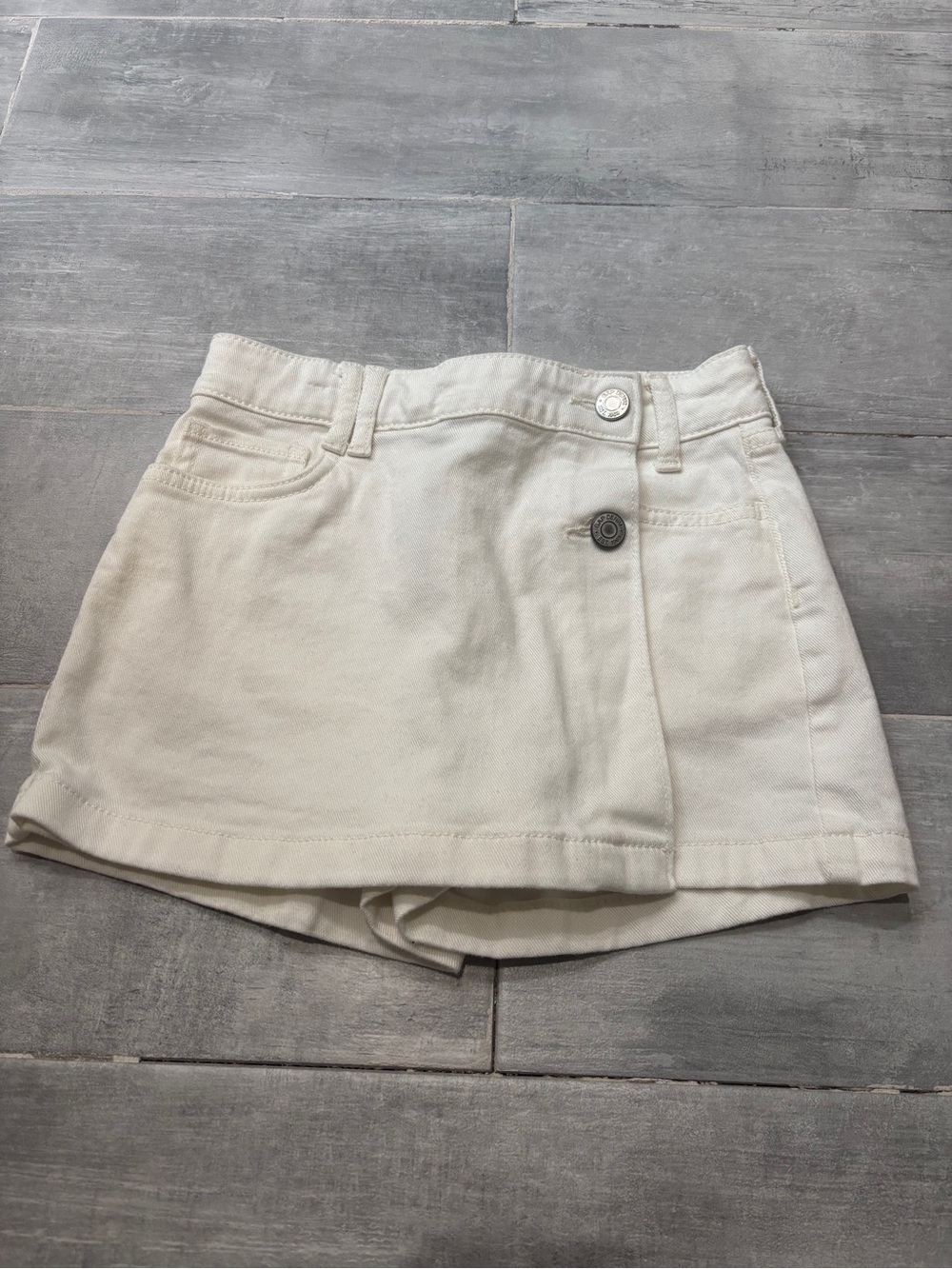 GAP Denim Girls Size 7 White Jean Denim Skort